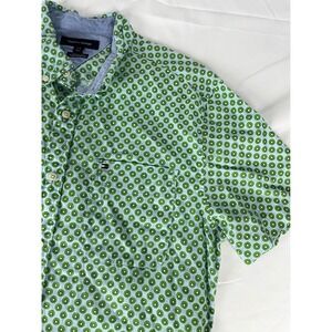 Tommy Hilfiger Mens Custom Fit Button Down‎ Kiwi Print Shirt